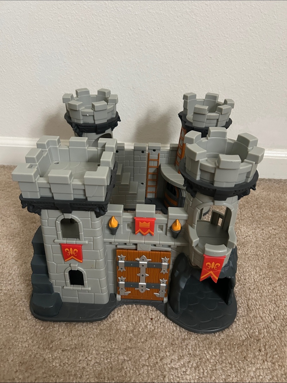 Lakeshore Learning Castle- No Sides